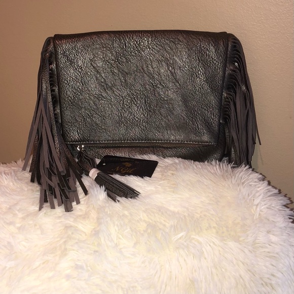 FINAL—Metallic Charcoal Fringe Fold Over Leather Clutch!! Vegan Leather & BNWT!! - Picture 3 of 11